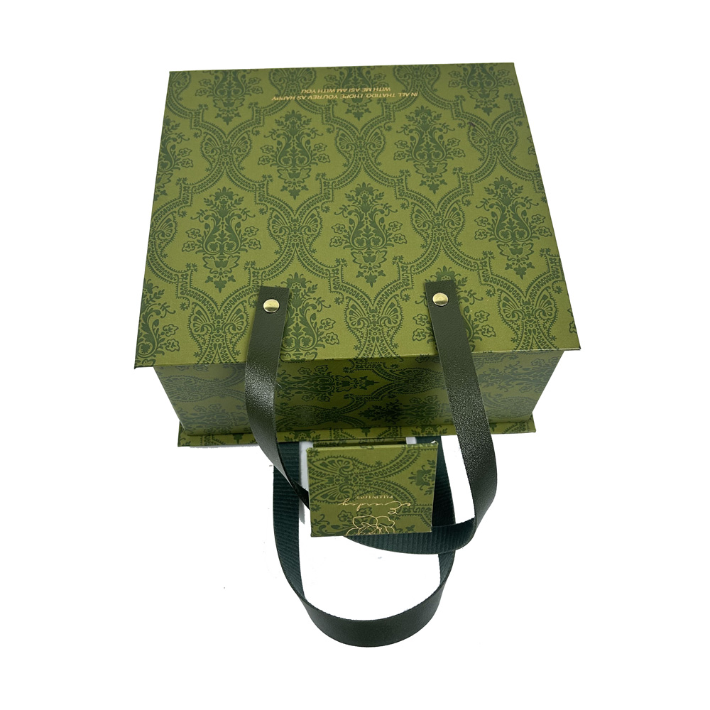 Custom-Magnetic-Gift-Boxes-With-Flower-Patterns-4